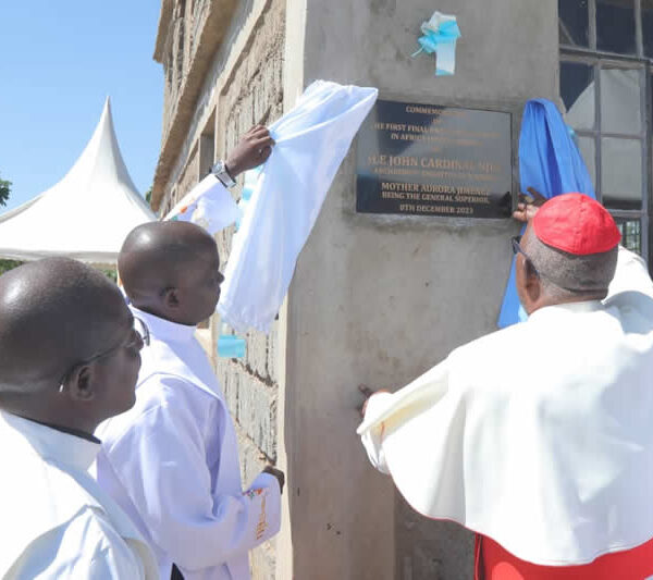 His Eminence .John  Cardinal Njue Unveiling Commemoration Plaque